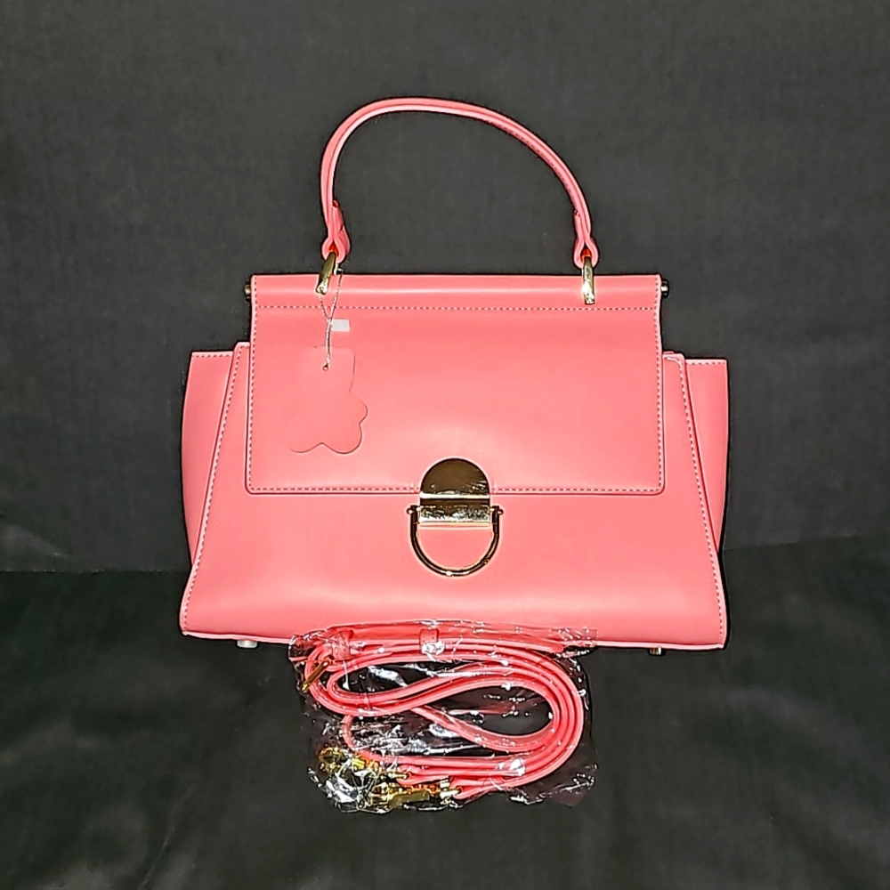 Peachy/pink colored purse